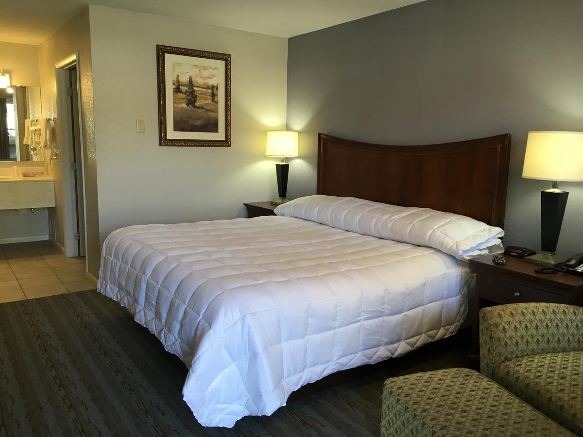 University Inn Cullowhee Exterior foto