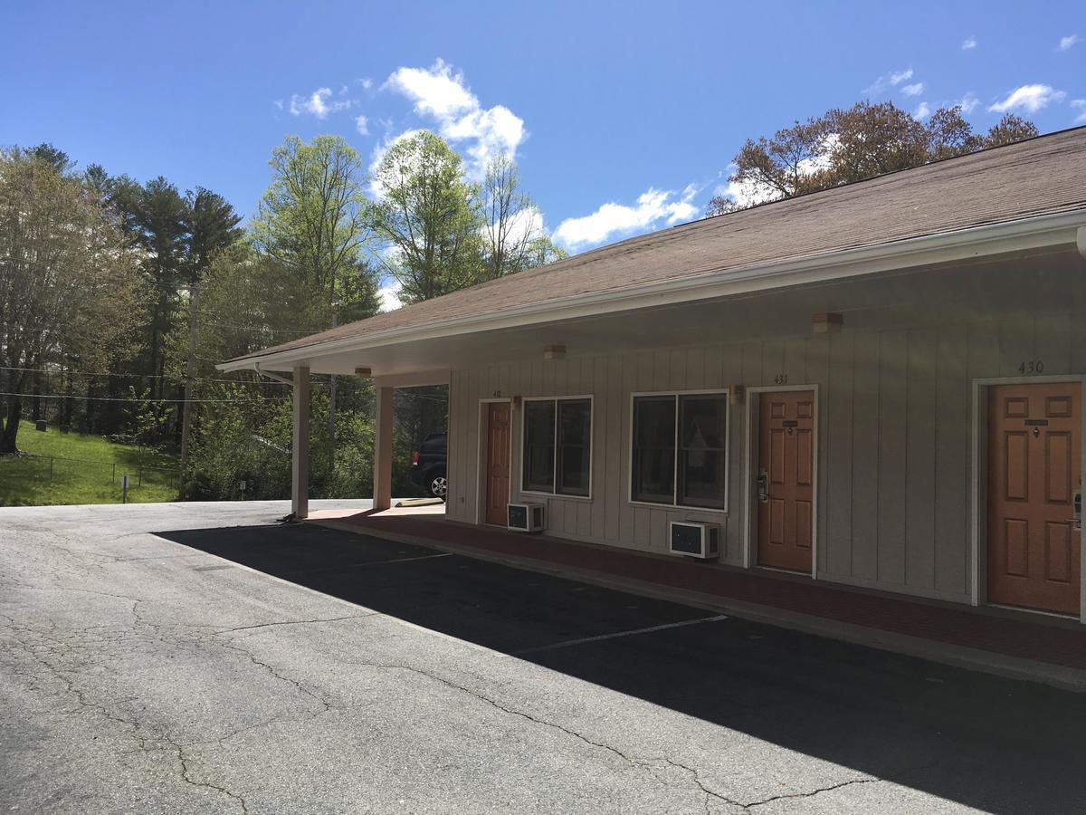 University Inn Cullowhee Exterior foto